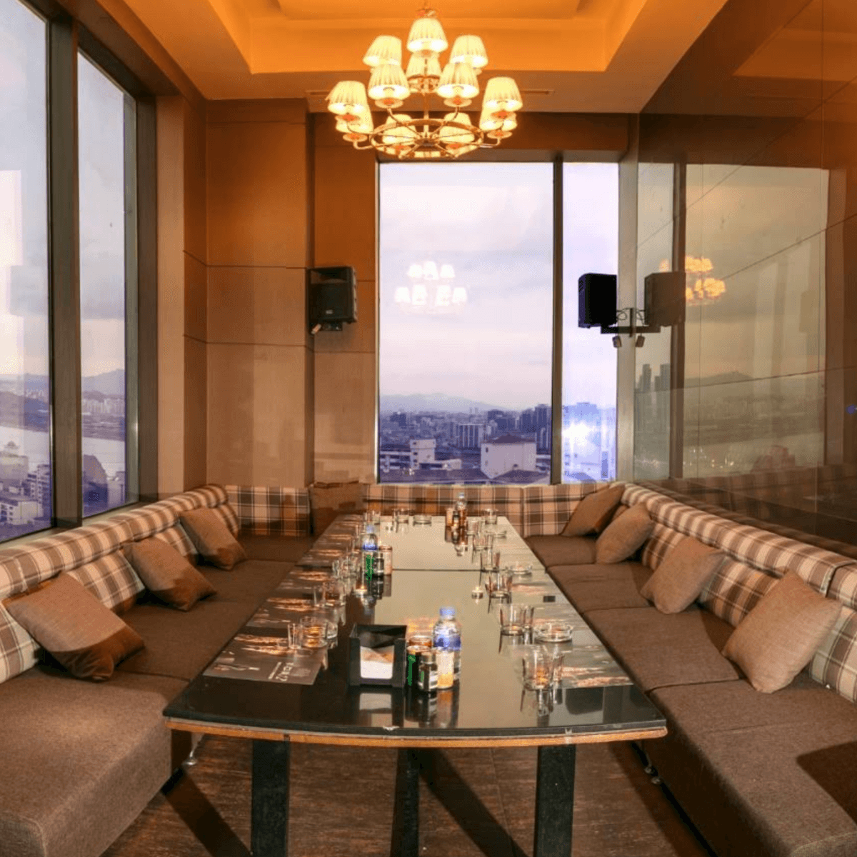 스카이 업소 사진